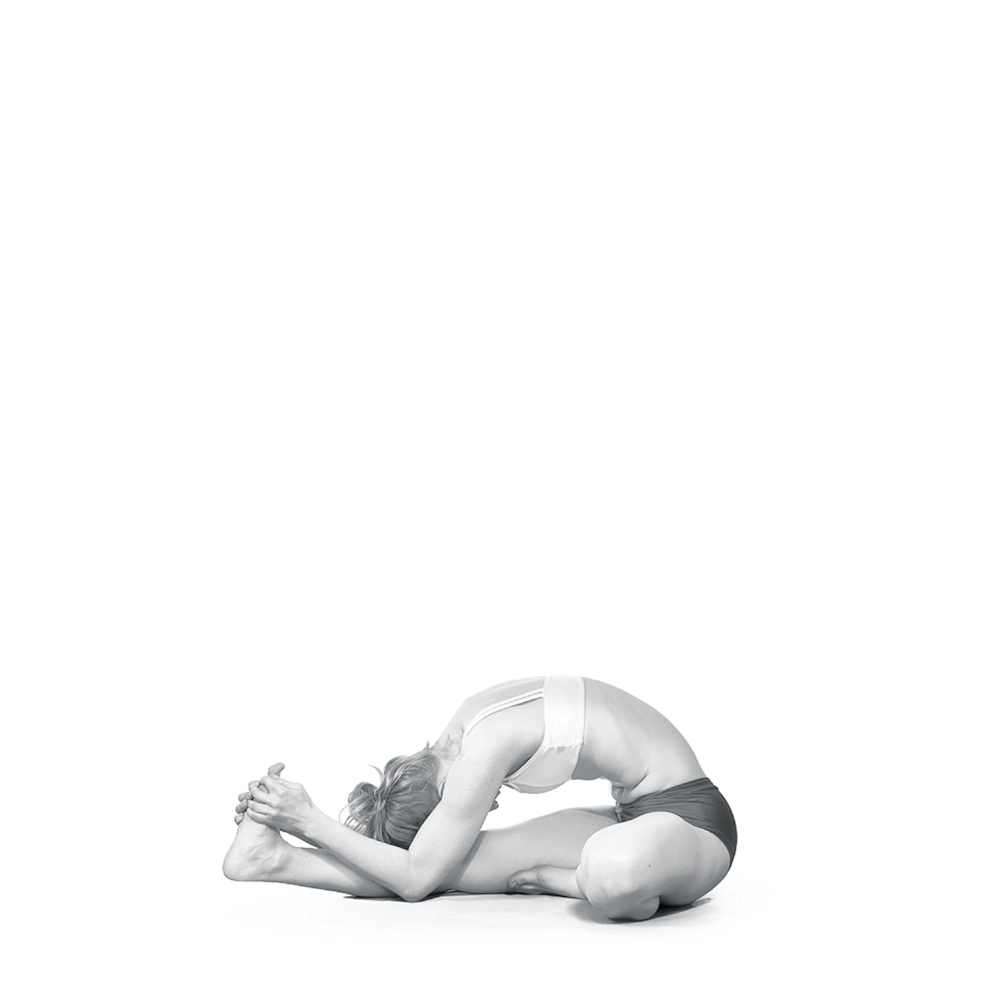 Bikram_Yoga_Postura_24
